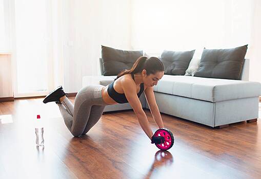 Назван лучший тренажер для идеального пресса