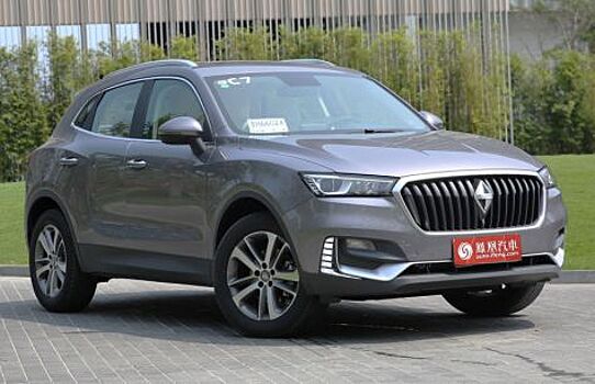 Начались продажи компактного кроссовера Borgward BX5