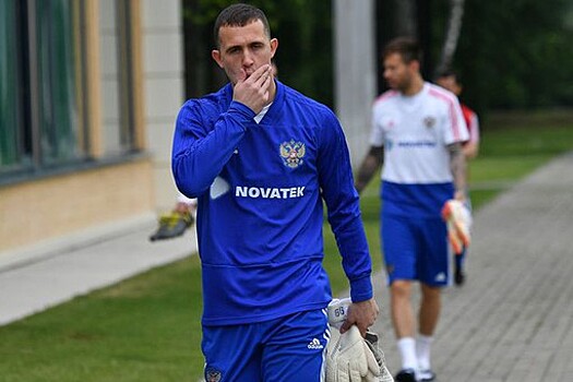 Агент Смирнов рассказал, что вратарь "Карабаха" Лунев готов играть за сборную