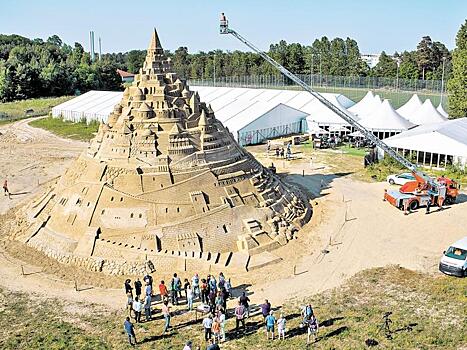 В Германии на фестивале песчаных замков установили рекорд