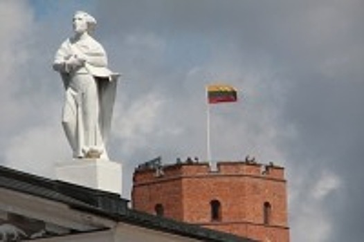 Обвинивший командира «лесных братьев» клайпедский депутат отказался от мандата