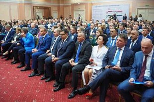 Оренбургские единороссы подвели политические итоги работы за год