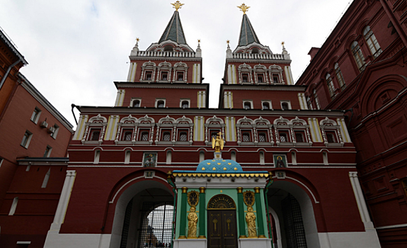 Прихожан храма святой равноапостольной Нины в Черемушках приглашают на молебен в Иверской часовне 23 января