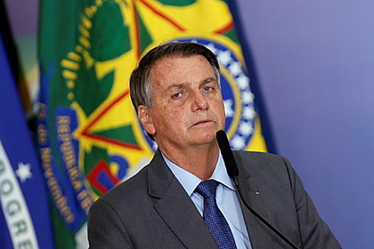 Бразильский суд постановил расследовать распространение фейков президентом