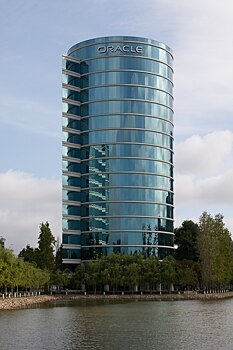 Oracle начала уведомлять пользователей об утечке данных только в частном порядке
