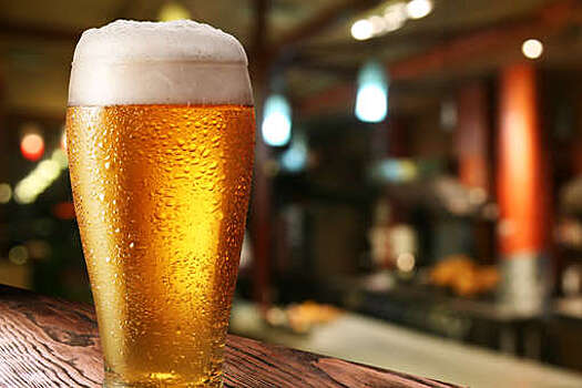 Употребление литра пива связали со снижением риска деменции