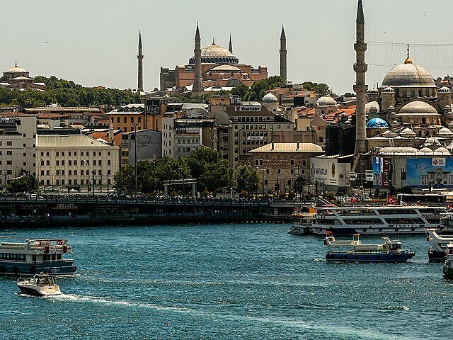 АТОР: Около 60% туристов переносят поездку в Турцию на другие даты