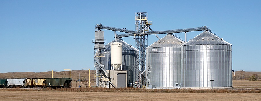 Экспортер зерна из РФ инвестирует 1 млрд рублей в покупку элеваторов