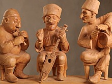 «Люблю женщин, но чаще вырезаю мужчин»