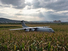 Авиакомпания прокомментировала суд над пилотом, посадившим лайнер на новосибирское поле