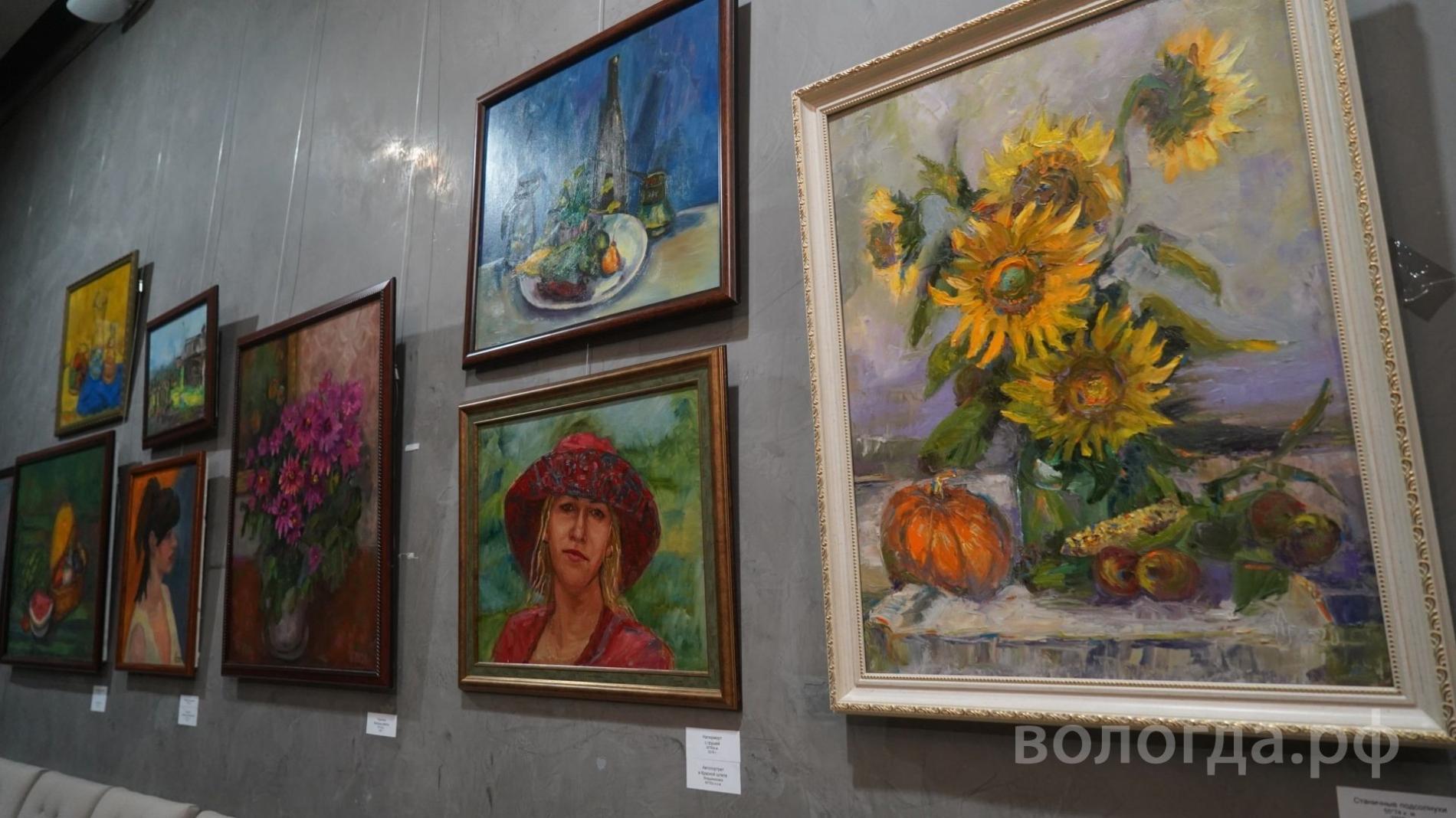 Выставка «вологодского Ван Гога» открылась в молодежном центре «ГОРКОМ35»