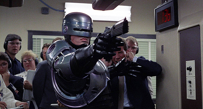 На 88-м году жизни умер продюсер «Робокопа», бывший полицейский Стефан Даунинг