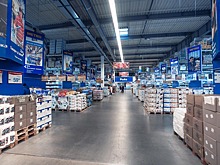 В Новосибирске сеть Metro Cash & Carry отменила вход по картам для посетителей
