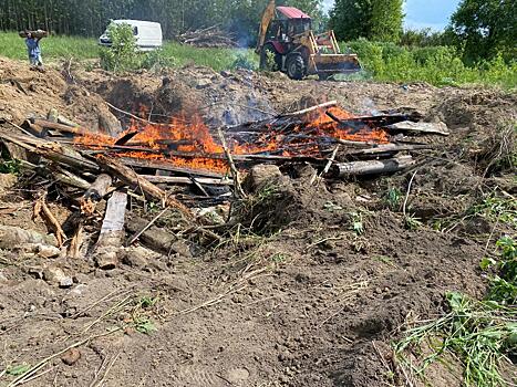 В Калужской области ликвидируют десять скотомогильников