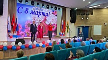 Жительниц Рязанского поздравили с 8 марта в Доме общественных организаций