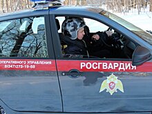 Сотрудники Росгвардии сняли ребёнка с крыши многоэтажного дома в Уфе