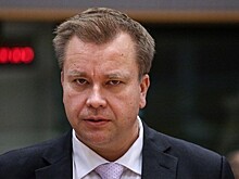 Министр обороны Финляндии возьмет отпуск по уходу за ребенком