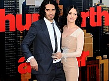 Бывший муж Кэти Перри прокомментировал обвинения в изнасилованиях