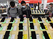 Стоит ли покупать флагманские смартфоны сейчас или подождать до осени