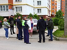 Елена Сорокина объявила опрос по запрету парковки на улице Зубковой в Рязани