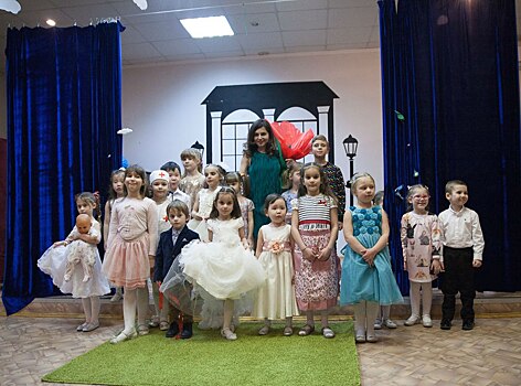 Дети к празднику весны устроили концерт