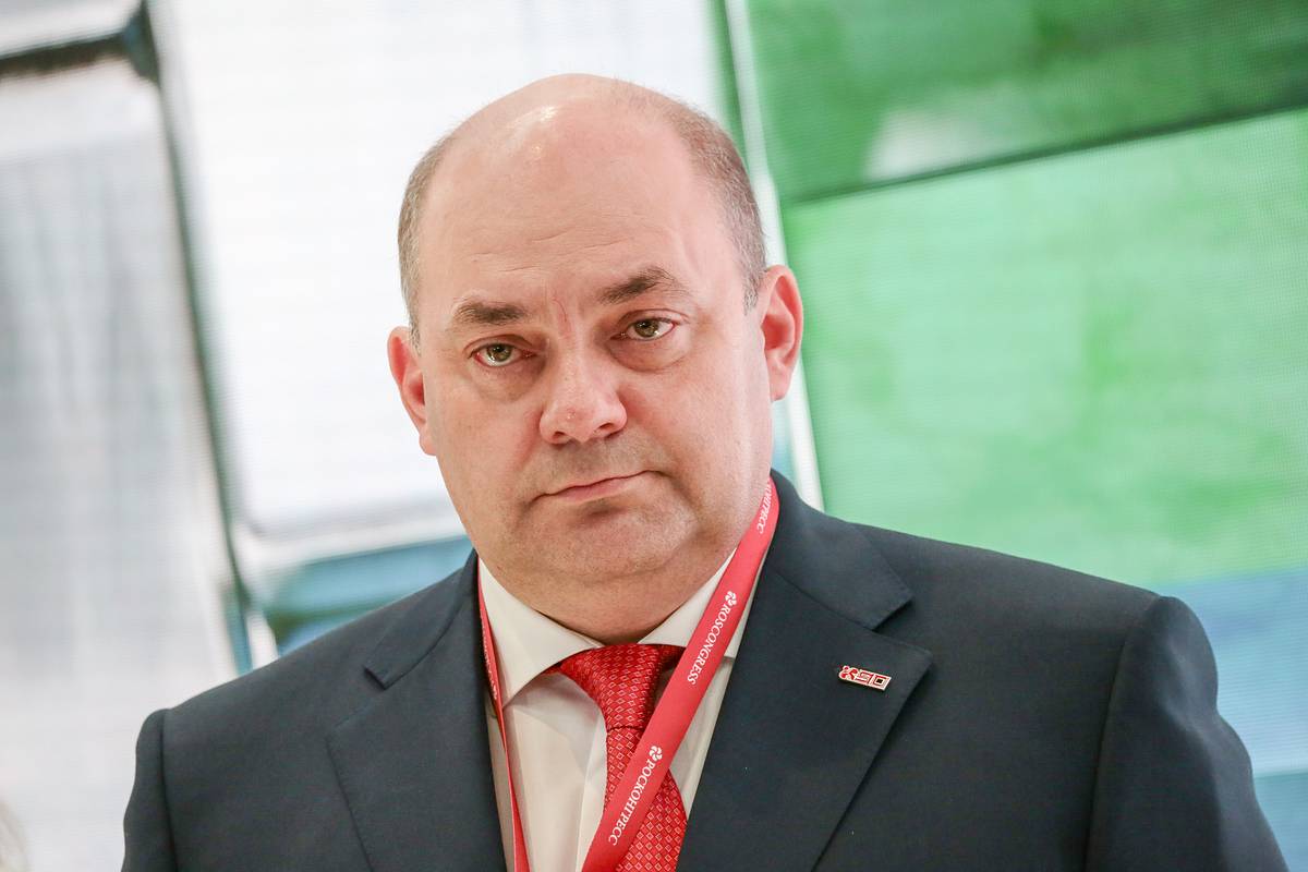 Политолог объяснил уход Смирнова с поста губернатора Курской области