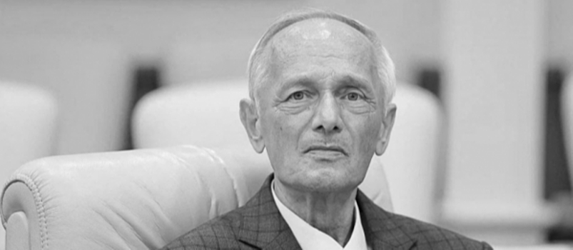 Ушел из жизни Евгений Букреев: легендарный педагог и депутат свердловского Заксо