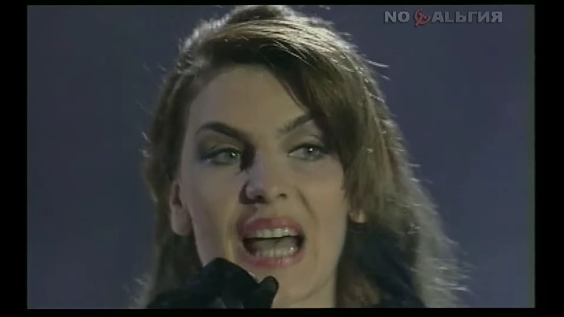 Алена Иванцова певица