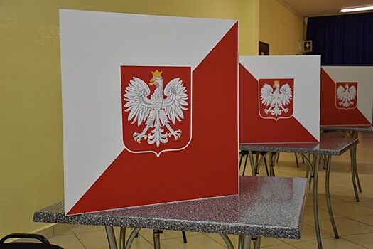 Польша предложила провести выборы президента по почте