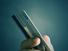 В Ростове молодой человек похитил более 180 000 рублей с найденной карты