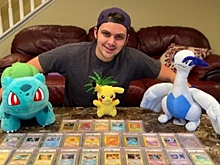 Студент оплатил обучение в медицинском колледже, продав редкие карточки Pokemon