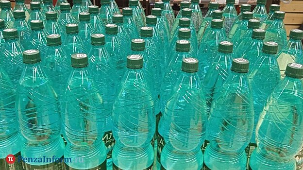 Простоявшую на солнце воду в бутылке назвали опасной для здоровья