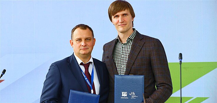 Андрей Кириленко в рамках рабочего визита во Владивосток выступил на VIII Восточном экономическом форуме
