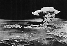 6 августа 1945 года США сбросили на Хиросиму атомную бомбу