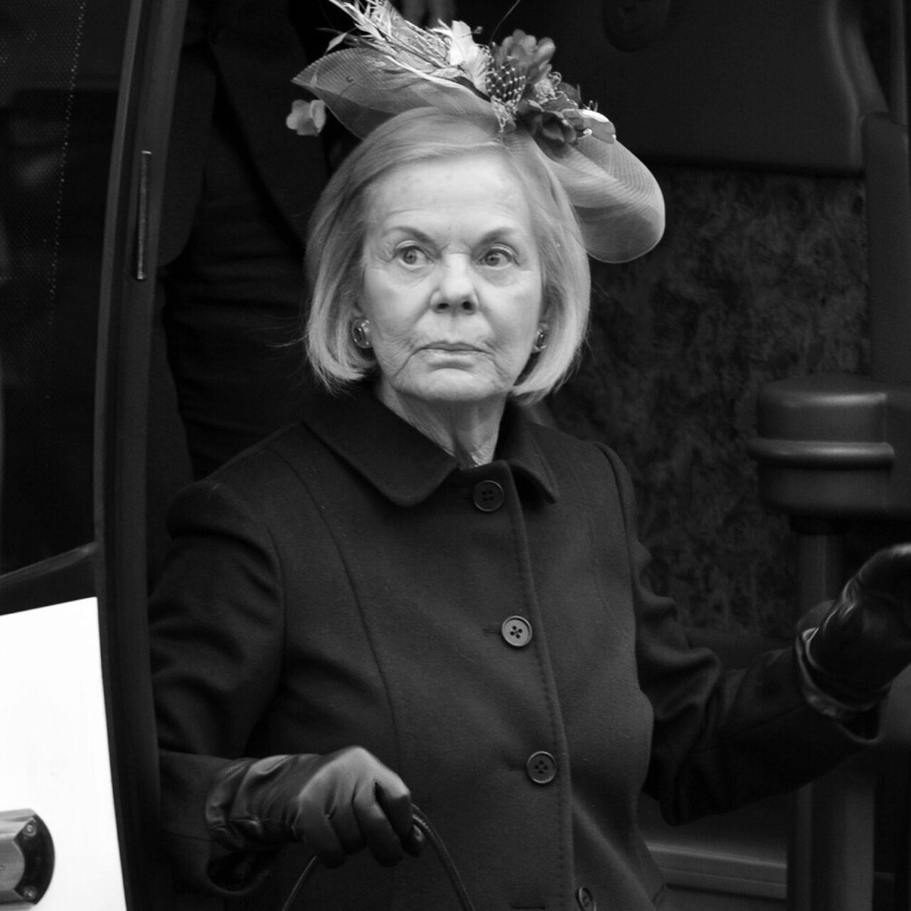 Әйел бастықтардың қатысуымен онлайн-орыс порно