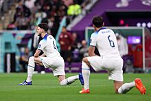 Чемпионат мира-2022 в Катаре: игроки сборной Англии встали на колено перед Сенегалом, поддержка BLM