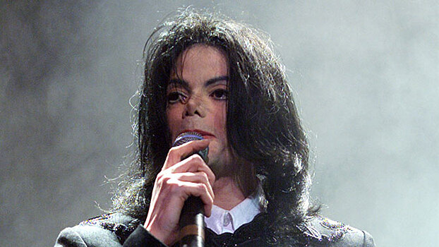 Майкла Джексона обвинили в педофилии
