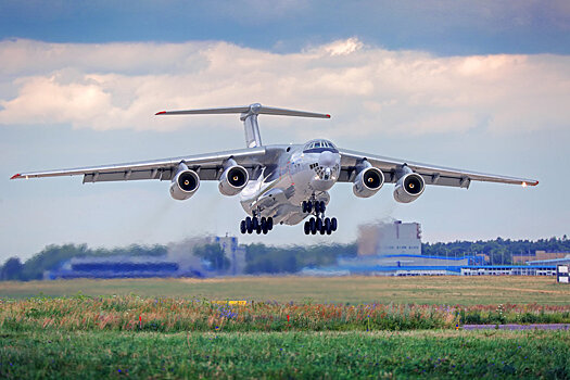 50 лет назад впервые поднялся в воздух самолет Ил-76