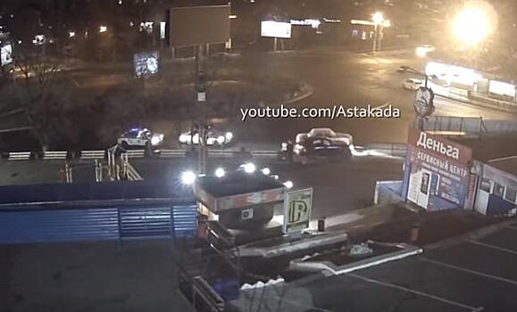 Эпичная погоня с участием ДПС произошла в центре Владивостока (видео)