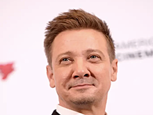 Реннер подробно рассказал об ужасающих травмах, полученных в аварии