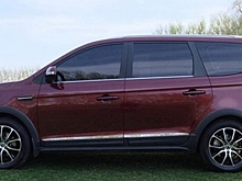 Озвучена стоимость семиместного кроссовера Dongfeng SX6