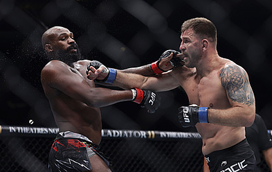Джонс победил Миочича и защитил чемпионский титул UFC в тяжелом весе