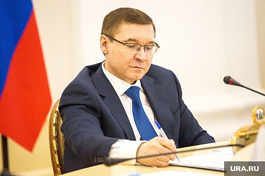 Полпред Якушев собрал уральских VIP-политиков за одним столом. И дал им установку