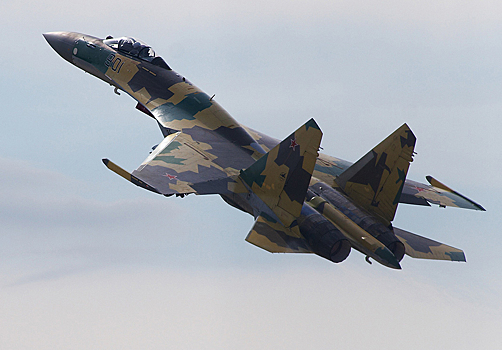 Российские сверхманёвренные истребители Су-35 вооружили гиперзвуковыми ракетами