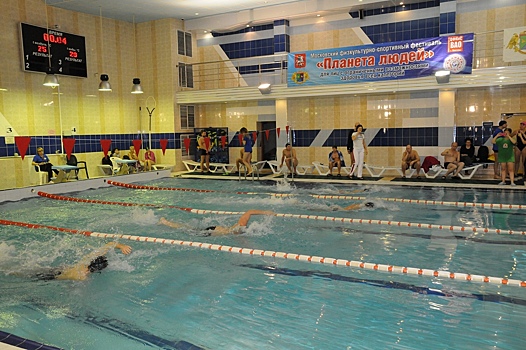 Житель района Северное Бутово занят призовое 2 место в соревнованиях по плаванию