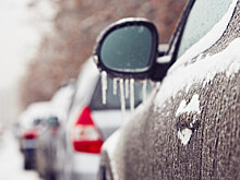 Власти предостерегли москвичей от поездок на автомобилях из-за ледяного дождя