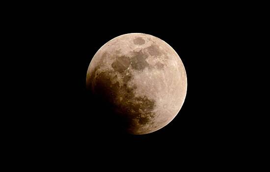 В Российской академии космонавтики назвали условия освоения Луны