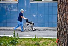 Мэр Тимашевска прокомментировал видео с инвалидом, который забирается в квартиру через балкон
