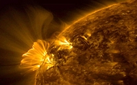 На Солнце 5 мая произошли семь мощных вспышек