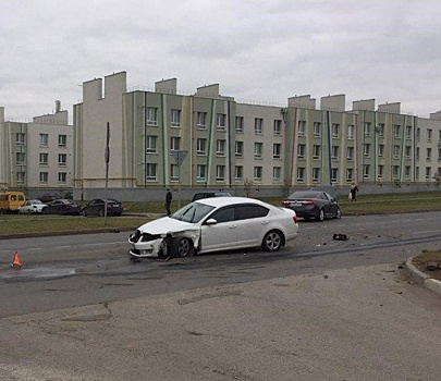 В Самаре две иномарки устроили ДТП с пострадавшими